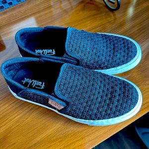 Ladies sneakers